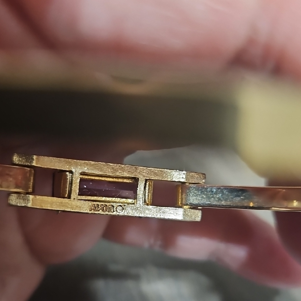 Avon Gold-Tone Bracelet with Purple Rectangular Stone - Picture 2 of 4